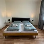 Gala *